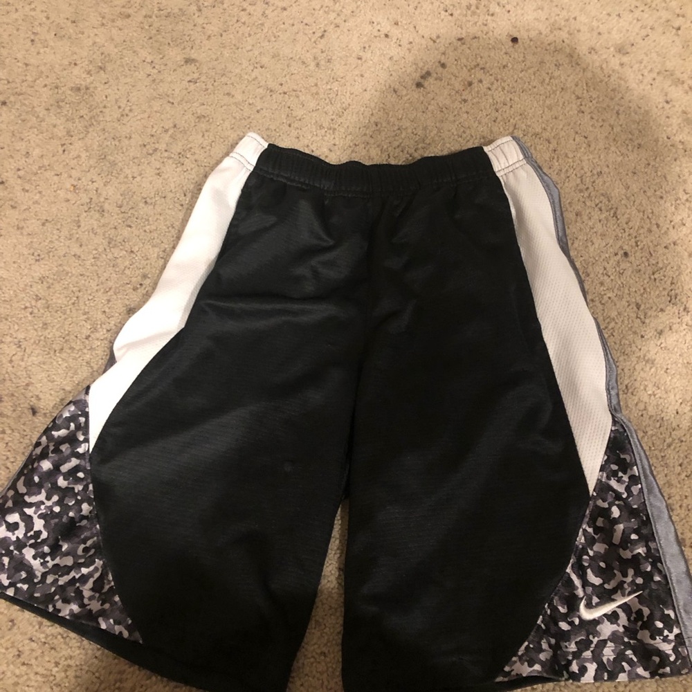 Nike Dry Fit men’s basketball shorts
